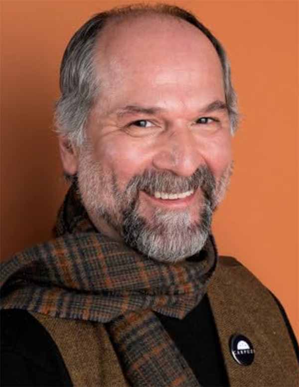 John Kapelos