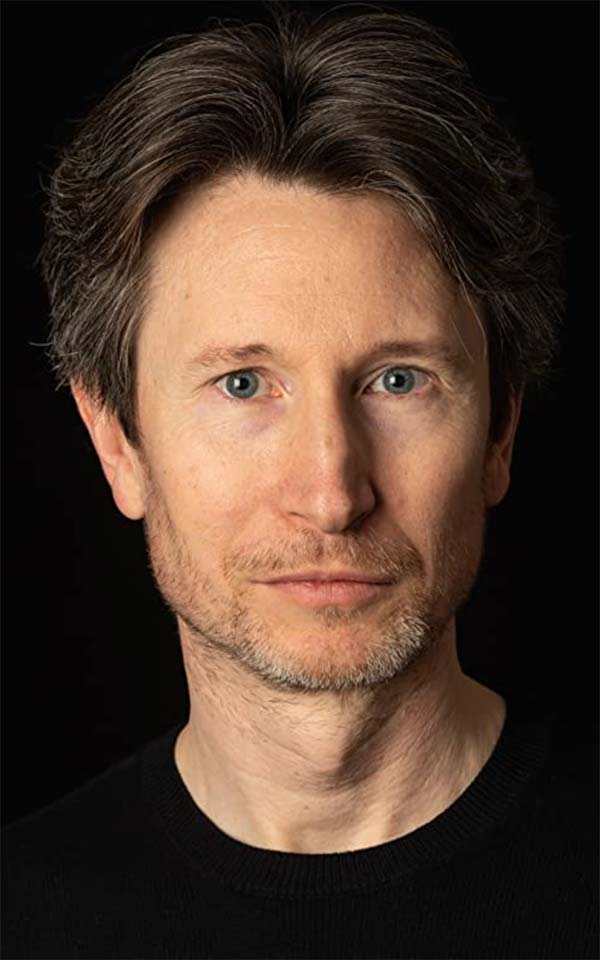 Jonathan Aris