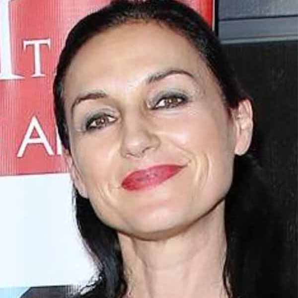 Lisa Zane