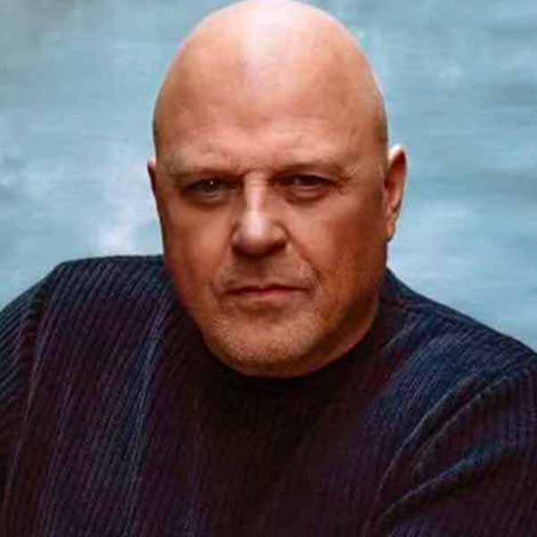 Michael Chiklis